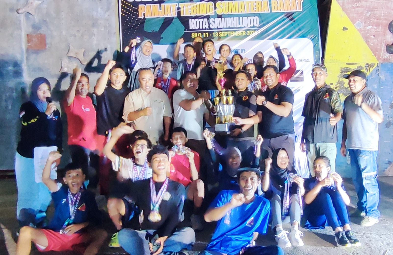 gambar berita