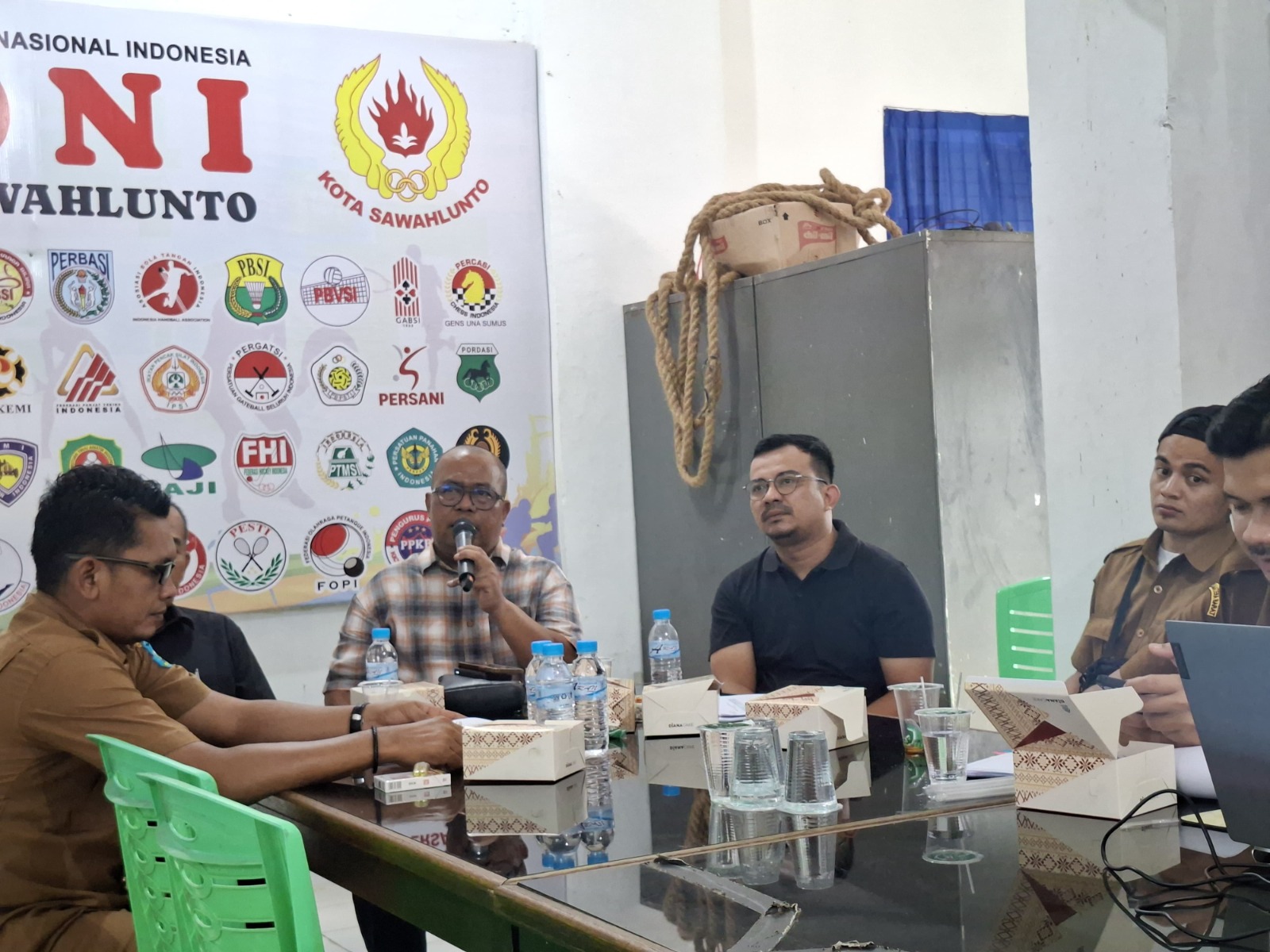 gambar berita